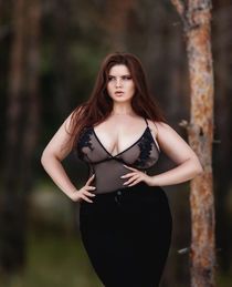Tattooed beauty Peta