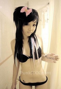 Fantastic ebony party